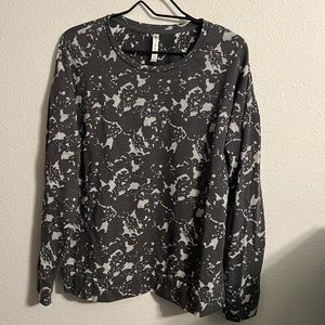 Fabletics Burnout Two Tone Grey Long Sleeve Shirt Size XL